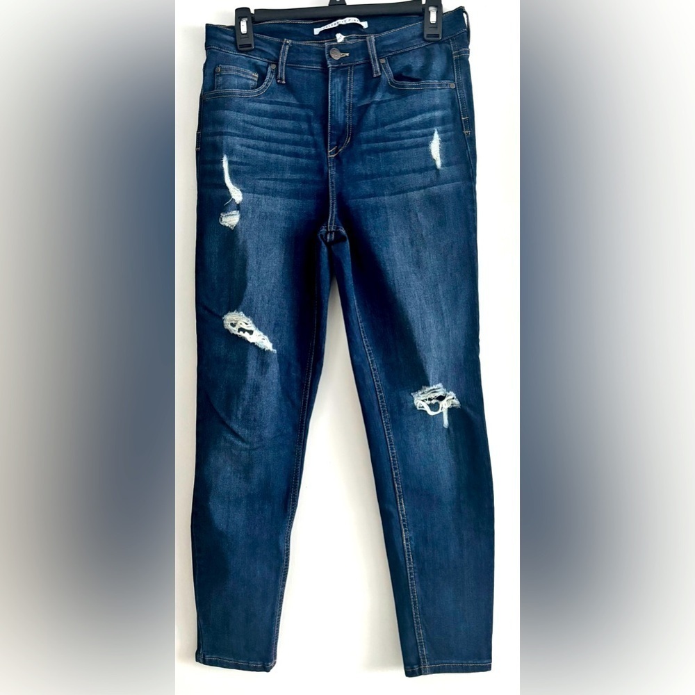 NWOT Celebrity Pink High Rose Ankle Skinny Jeans - Size 29 - Picture 3 of 4